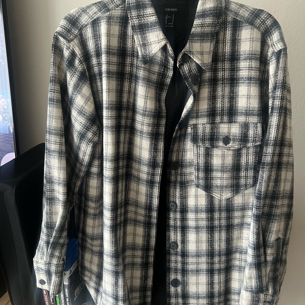 Plaid Button-Up Jacket - Picture 3 of 3